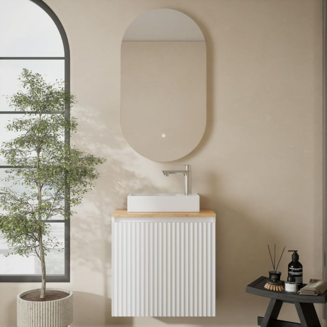 Meuble de Salle de Bain Dore en Bois de Chene
